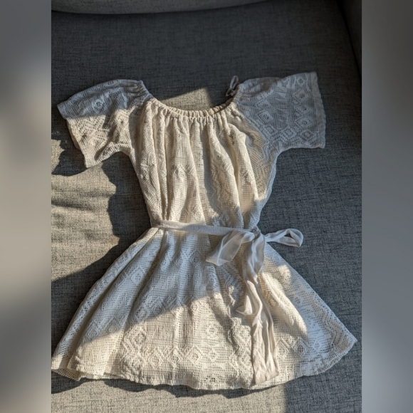 Banana Republic Crochet/Lace off the shoulder dress with sash - Picture 2 of 9